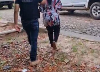 Suspeita de identificar vítima de homicídio e facilitar crime durante festa em José de Freitas é presa