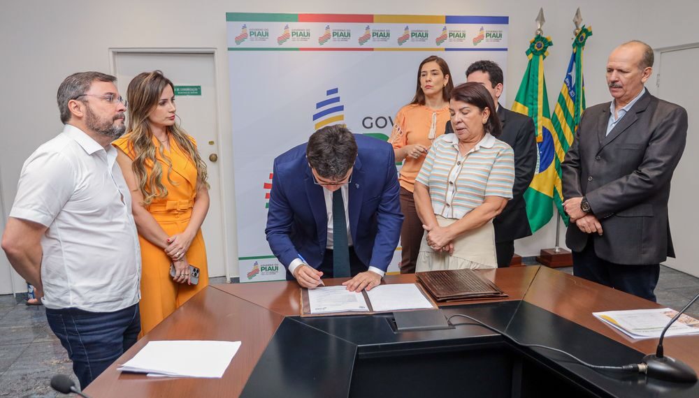 Rafael Fonteles autoriza R$ 5,3 milhões para início de mais nove obras do OPA 2023 em Teresina e Parnaíba