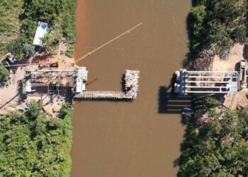 Governo do Piauí vai construir mais 177 km da BR-330 para facilitar escoamento de grãos no sul do estado