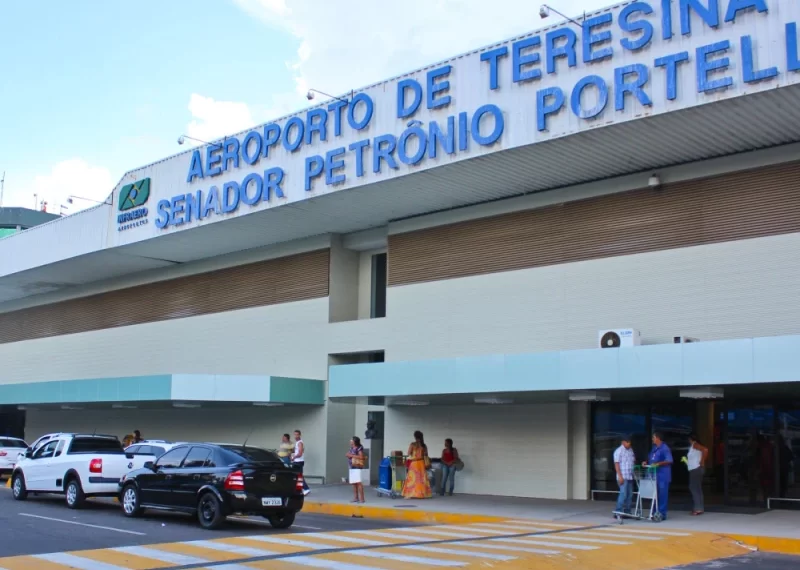 Aviões da Azul e Gol colidem no Aeroporto de Teresina