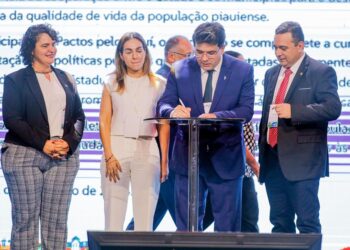 Rafael Fonteles assina Pactos pelo Piauí com mais de 200 municípios para fortalecimento de políticas públicas