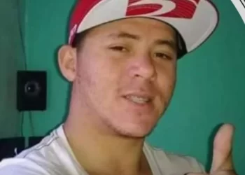 Jovem morre ao perder controle de moto e bater em mureta de contenção em Barras -PI