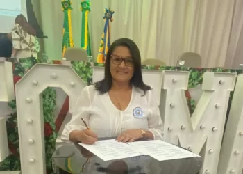 Secretária da Semac de José de Freitas toma posse na nova diretoria do COEGEMAS