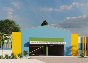 Prefeito Pedro Gomes anuncia reforma da Escola Agripina Portela e expansão do ensino integral