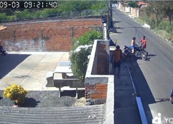 Mulher é roubada em frente de sua residência em José de Freitas