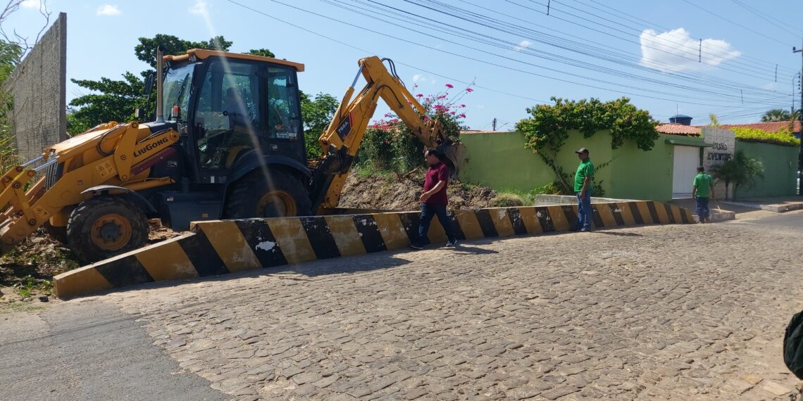 Secretaria de Políticas Públicas realiza ação de limpeza nos córregos de José de Freitas